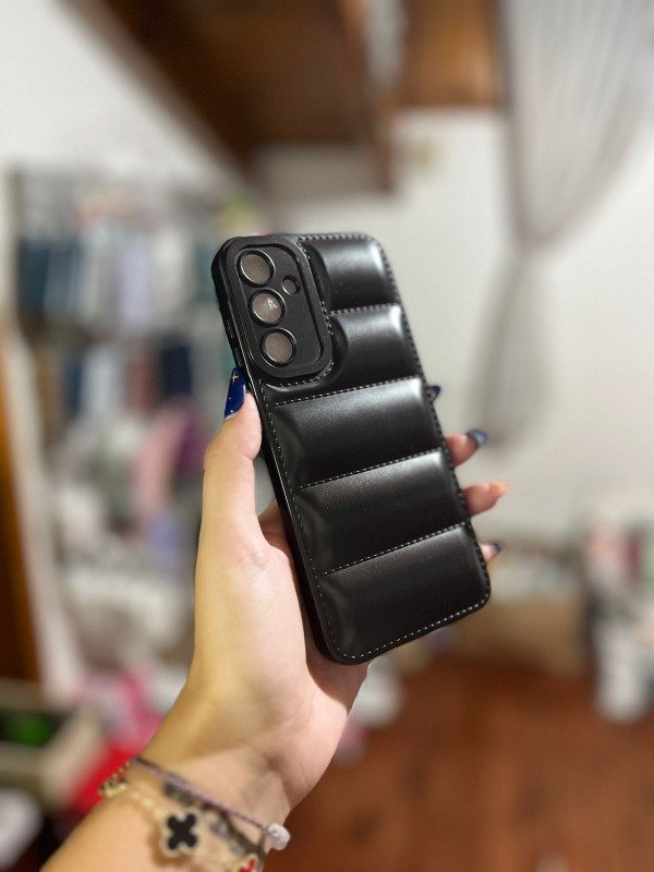 Producto - A25 y a15 funda puffer negra