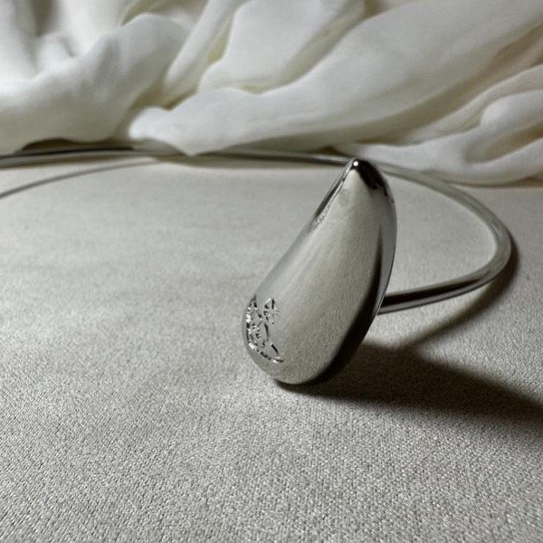 Producto - Vincha Devil Westwood