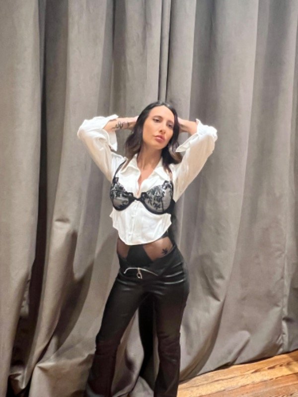 Conjunto exclusive corpiño con aro culotte porta ligas