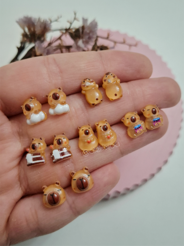 Producto - Aros Capibaraaa