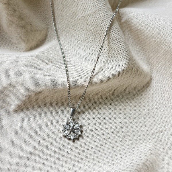 Producto - Collar flor de cristal