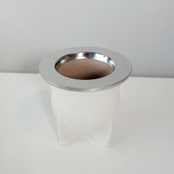 Producto - MATE CAMIONERO DE PVC COLOR BLANCO CON VIROLA DE ACERO INOXIDABLE - 1