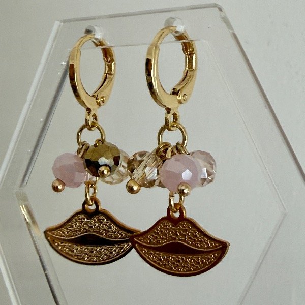 Producto - Aros boquitas rosas