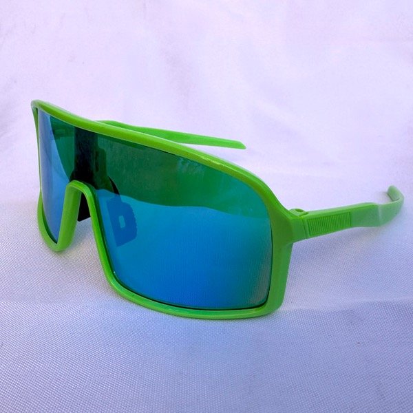 Producto - LENTES DEPORTIVOS GRANDES MARCO Y LENTE VERDE