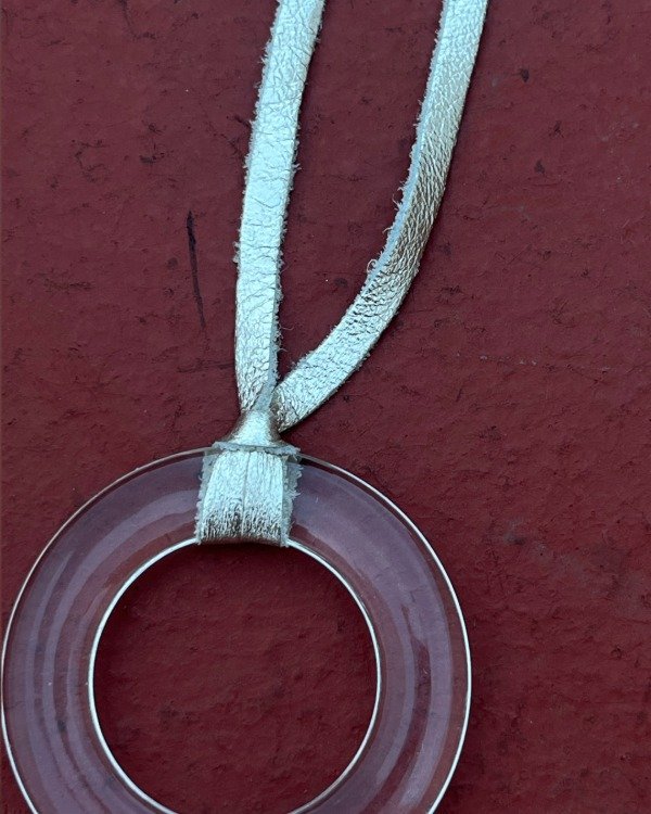 Producto - COLLAR DE CUERO BRANDY PLASTIC- VARIOS TONOS-