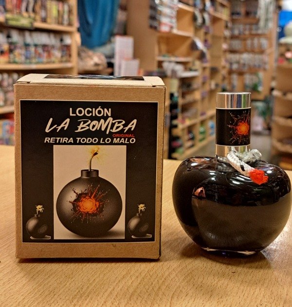 Producto - Loción La Bomba  Retira todo lo Malo
