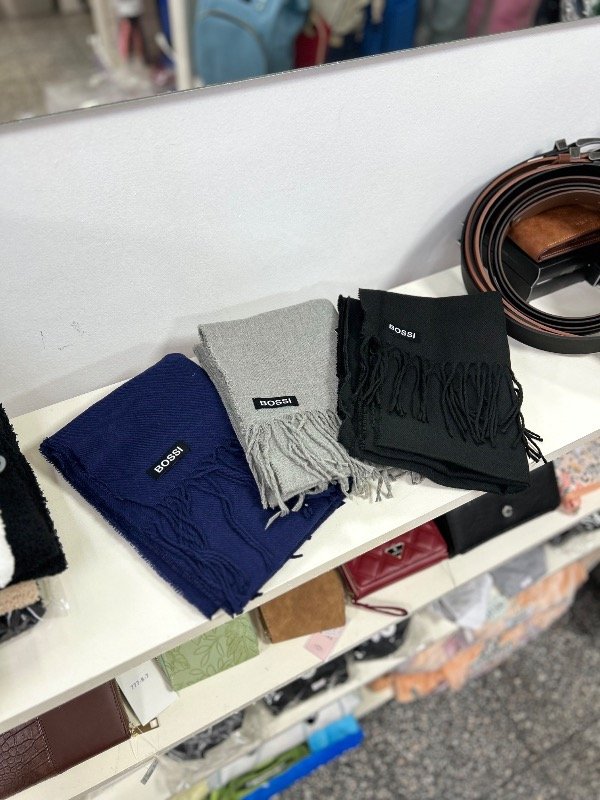 Producto - Ruana Bossi lisa