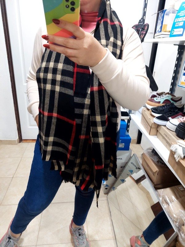 Producto - Ruana negro/rojo