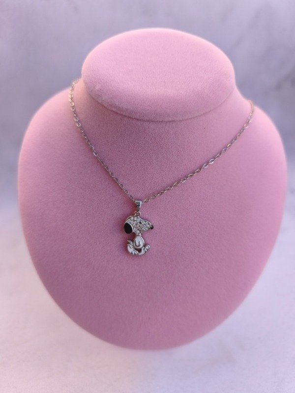 Producto - Collar Snoopy+ aritos plateado - 2