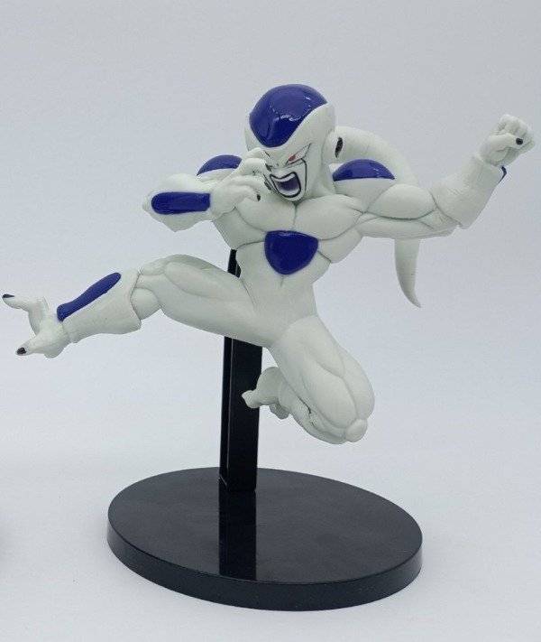 Producto - Figura Freezer Dragon Ball 20cm