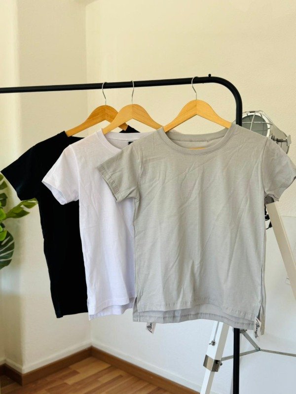 Producto - REMERA CLASICA