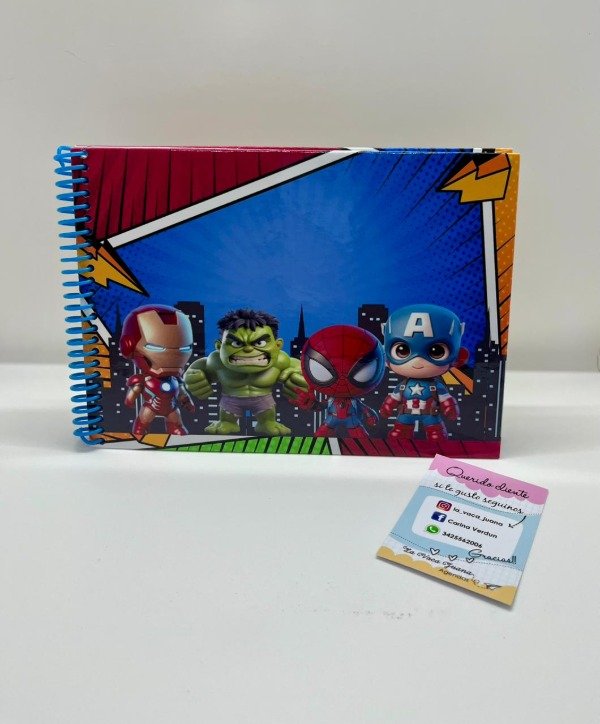 Producto - AVENGERS BOOK