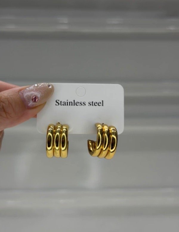 Producto - Aros dorado tendencia 2