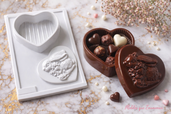 Producto - Placa de acetato alhajero corazón conejo