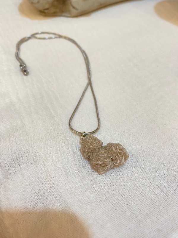 Producto - Collar rosa del desierto