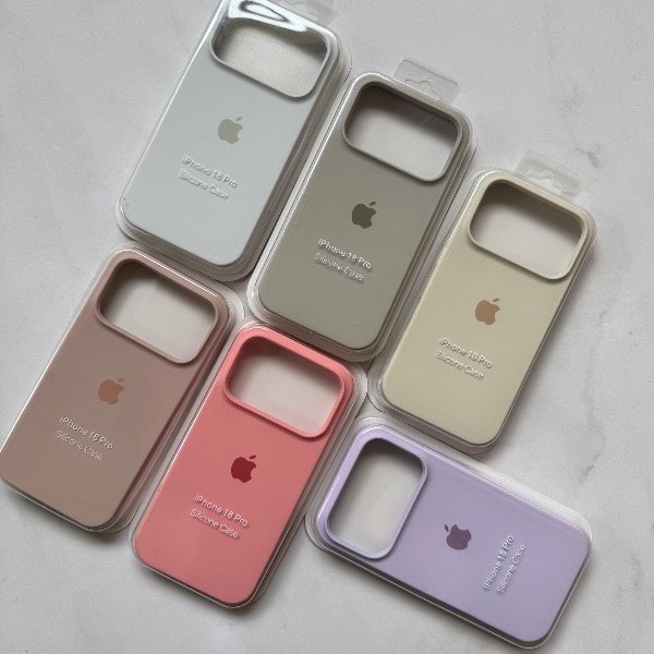 Producto - 18 PRO SILICONE CASE - 0
