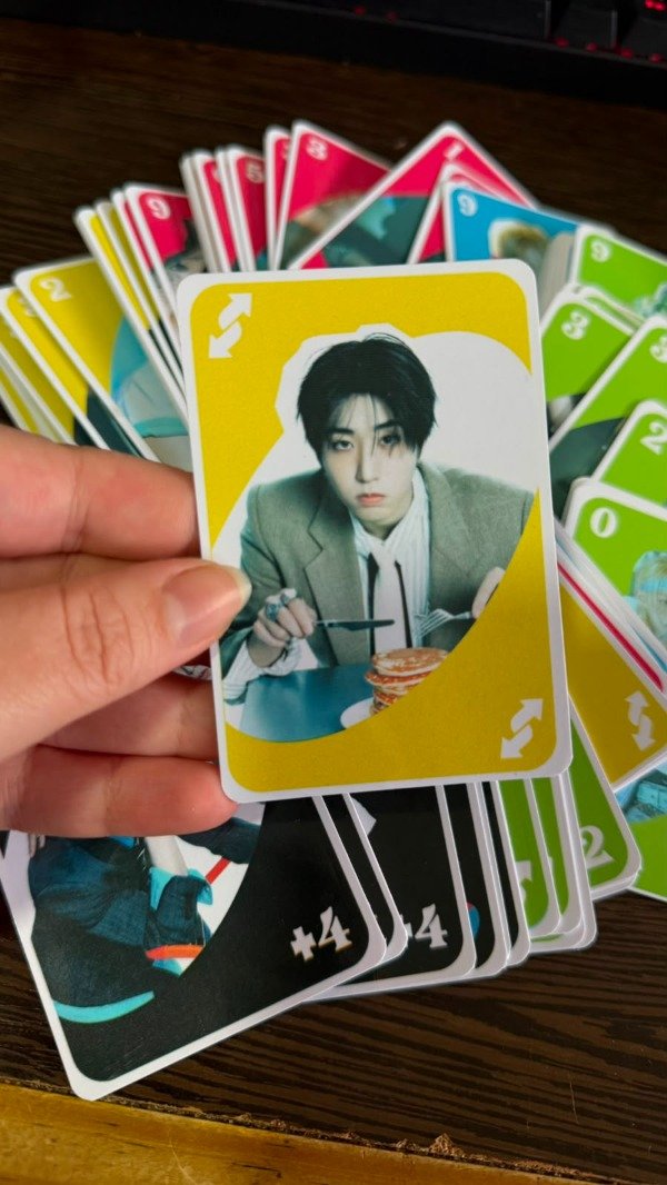 Producto - UNO Stray Kids - 0