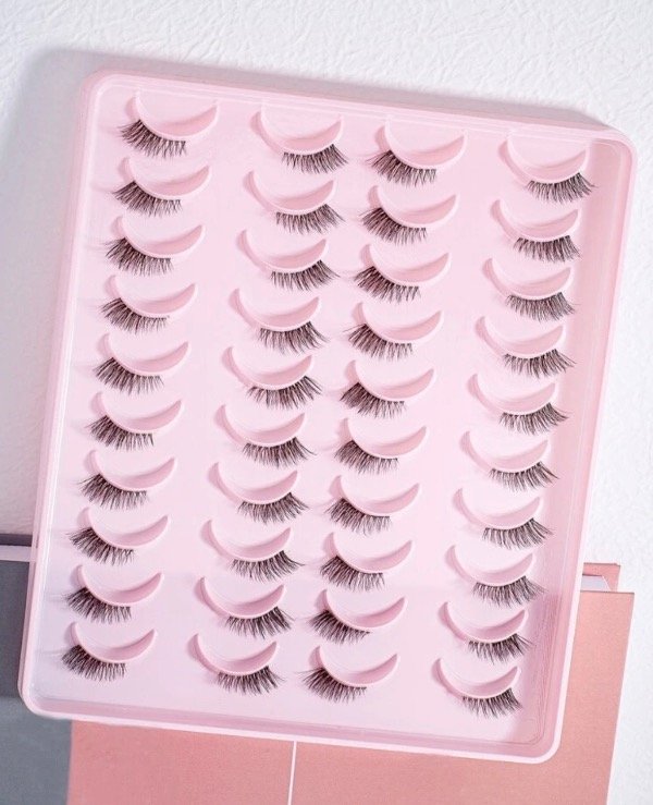 Producto - PESTAÑAS esquineras modelo Foxy 20 pares - 1