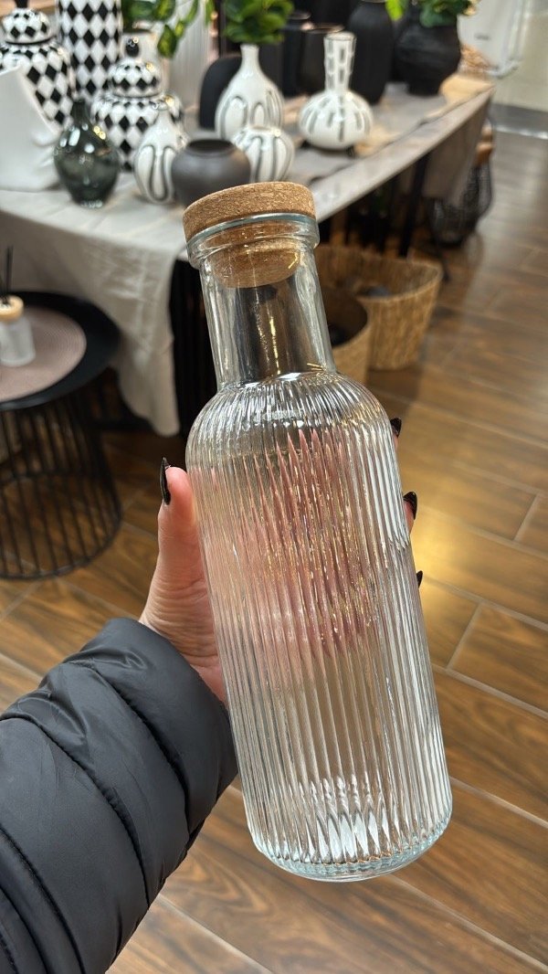Producto - Botella con tapa de corcho