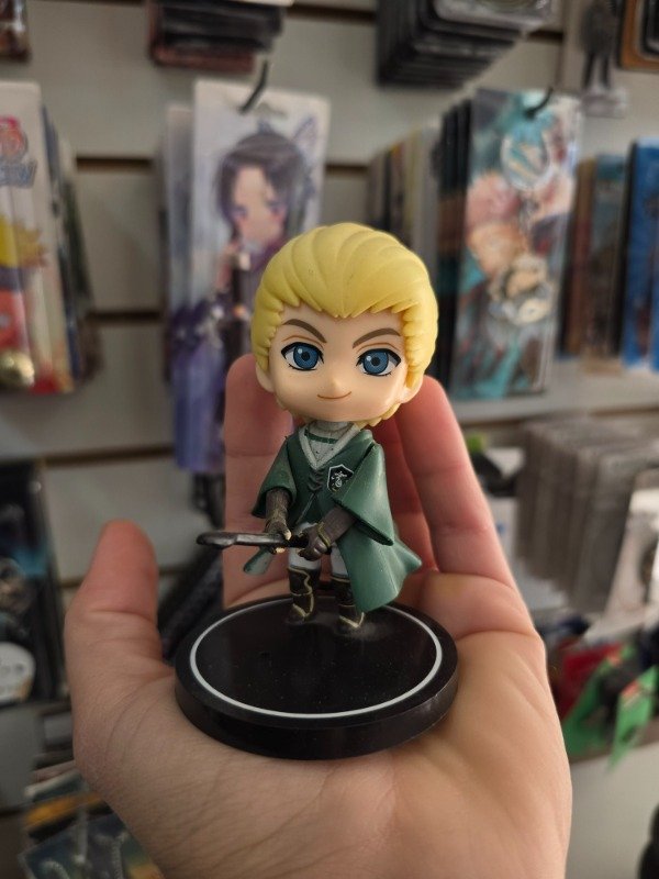 Producto - Figura Malfoy traje Quidditch en escoba