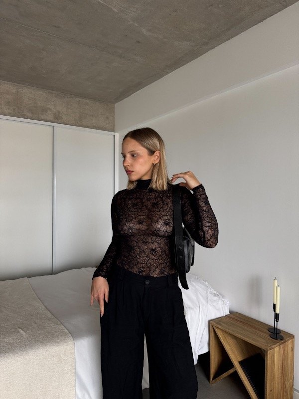 Producto - Polerita Esme - Negro