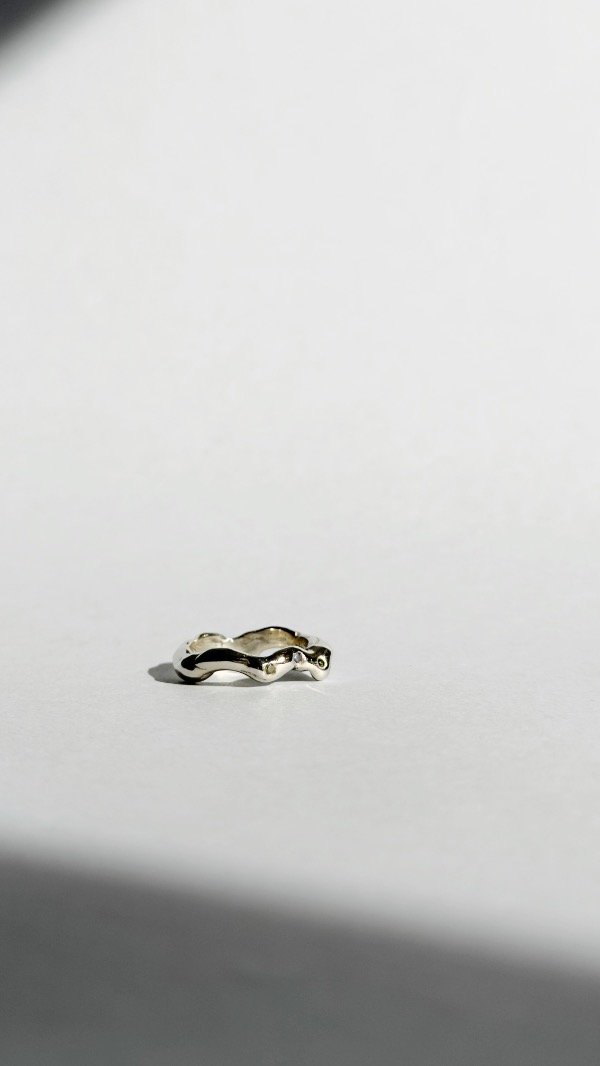 Producto - Anillo orgánico tres piedra alpaca - 2