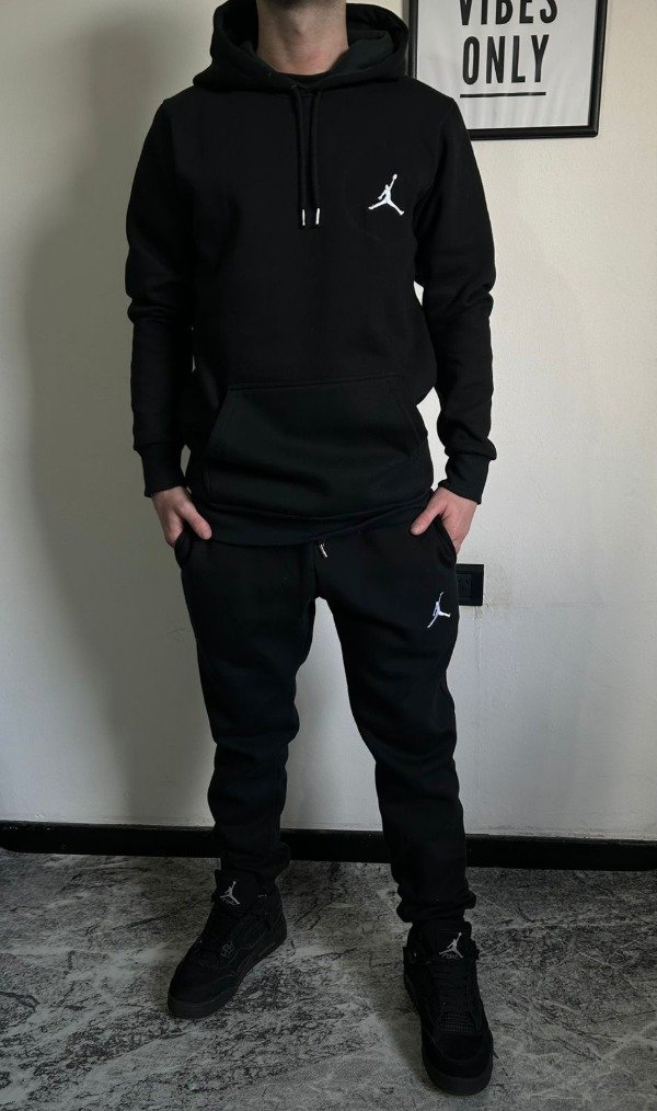 Producto - Conjunto JORDAN BASIC Negro + MEDIAS DE REGALO
