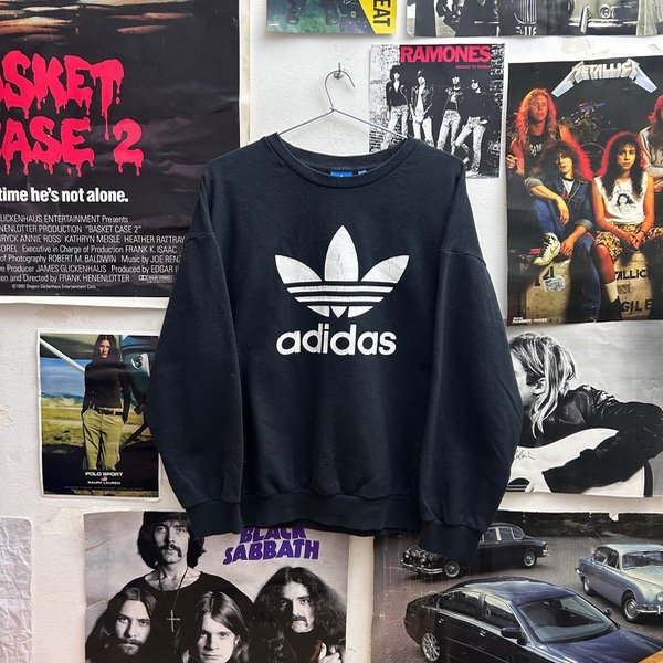 Producto - Crewneck Adidas