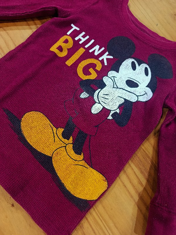 Producto - Remera niño talle 2 - 1