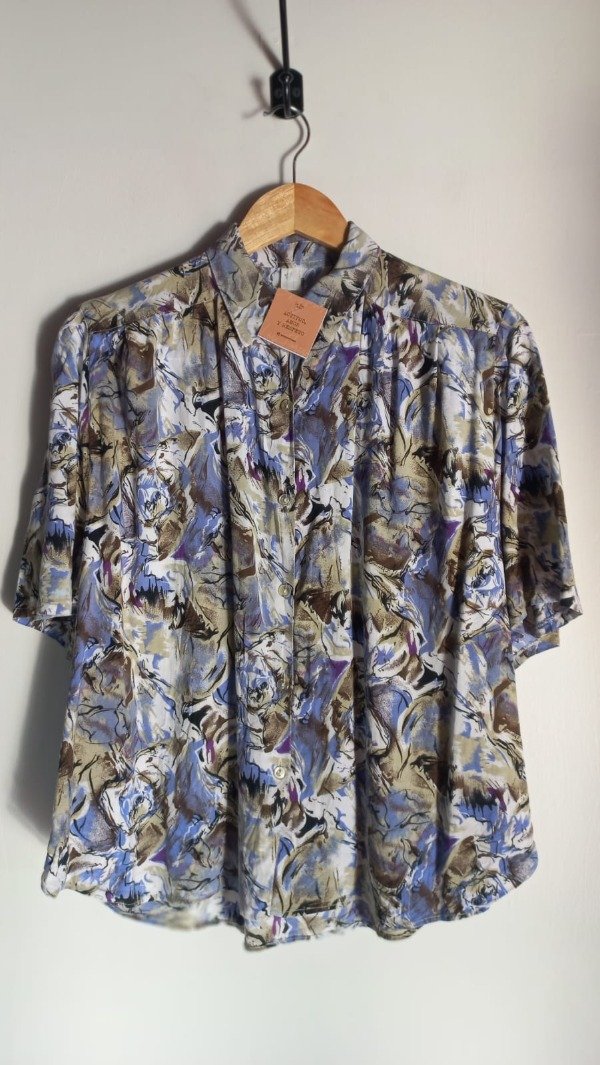 Producto - CAMISA MANCHITAS VIOLETA