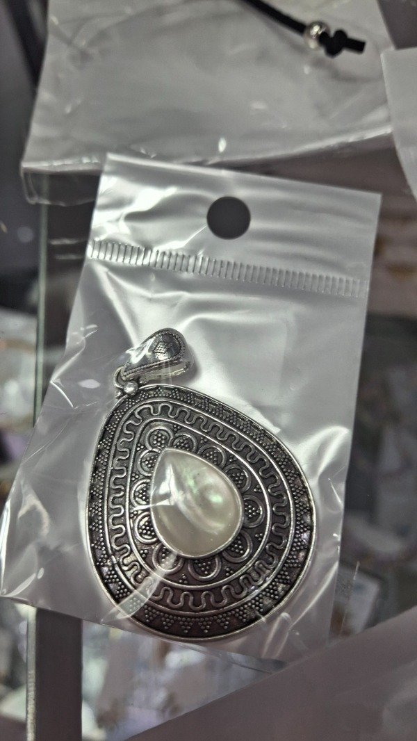 Producto - Dijes acero blanco ,nacar . - 1