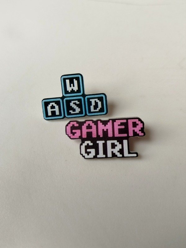 Producto - PINS GAMER GIRL (Acrilico)