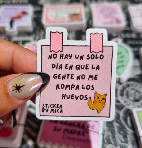 Producto - No hay un solo día en que 5cm