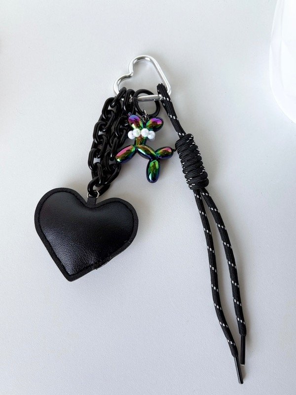 Producto - Bag charm perrito tornasol