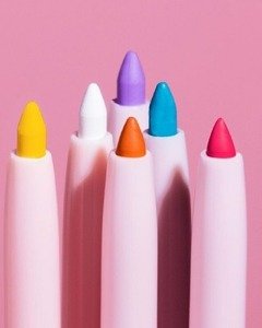 Producto - Delineador retráctil de colores Melu de Ruby Rose