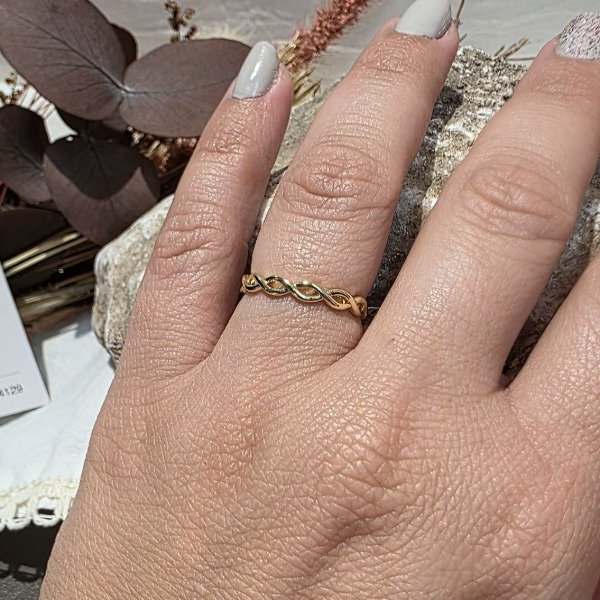 Producto - Anillo Ac.Dorado trenzado fino liso regulable