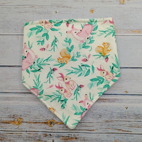 Producto - BABERO BANDANA - bambi rosa