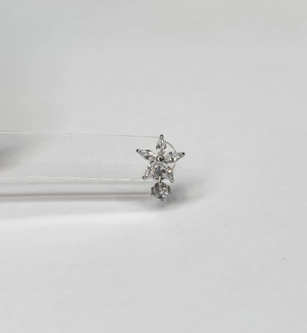 Producto - Barbell con flor colgante