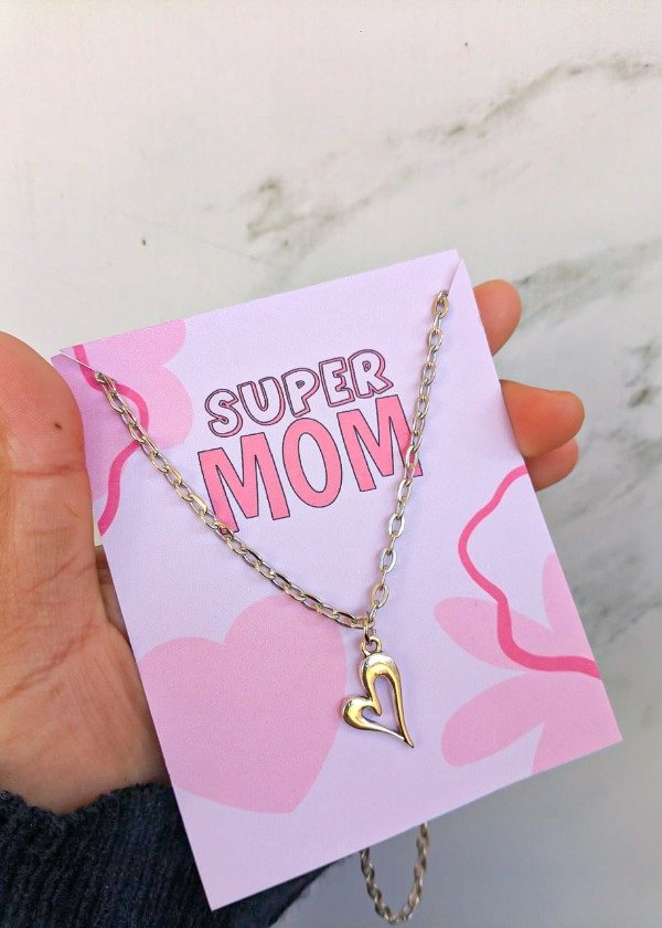 Producto - Collar mamá corazón calado