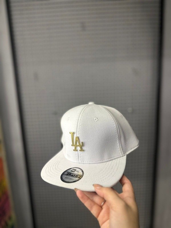 Producto - GORRA LA (CHAPA)