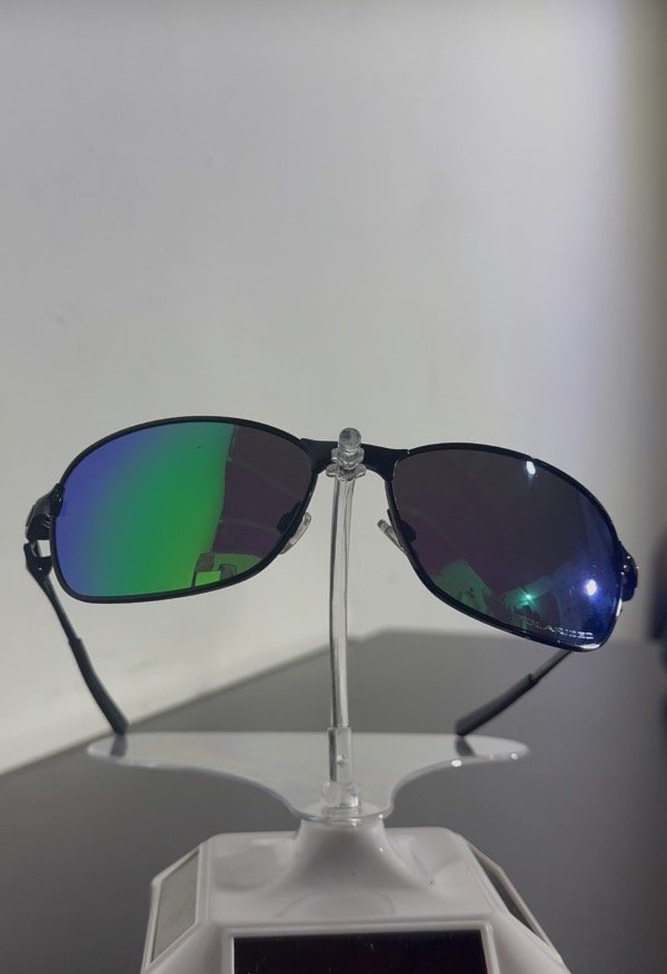 Producto - Oakley Gauge Preto