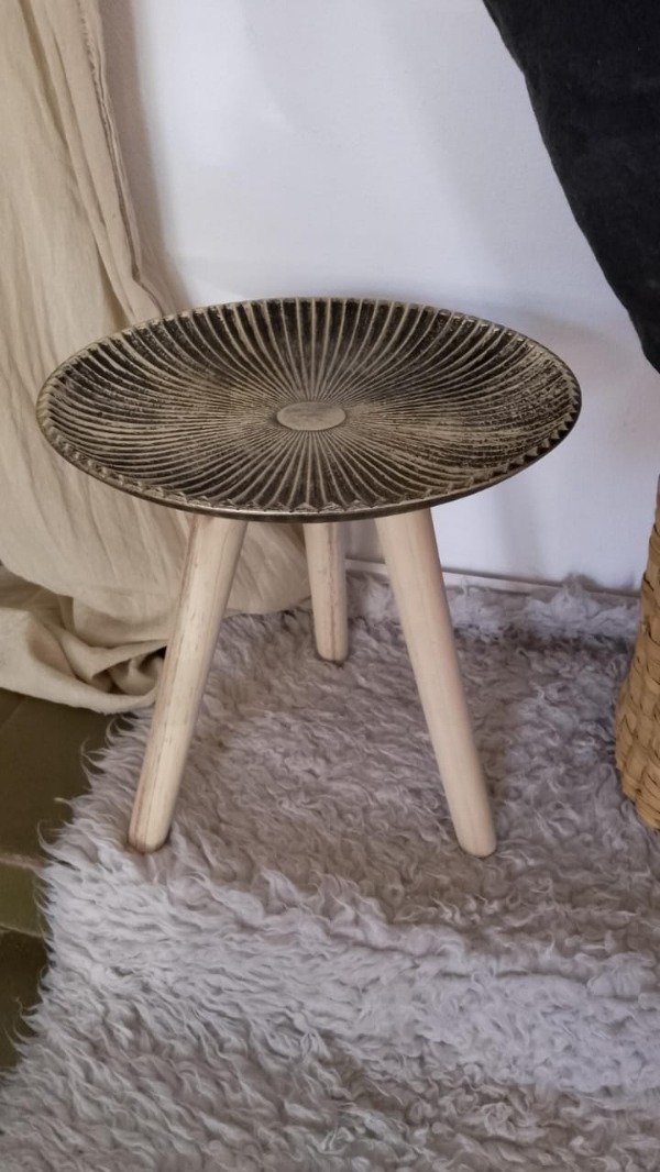 Producto - Mesita Nórdica Málaga (negra y dorada)