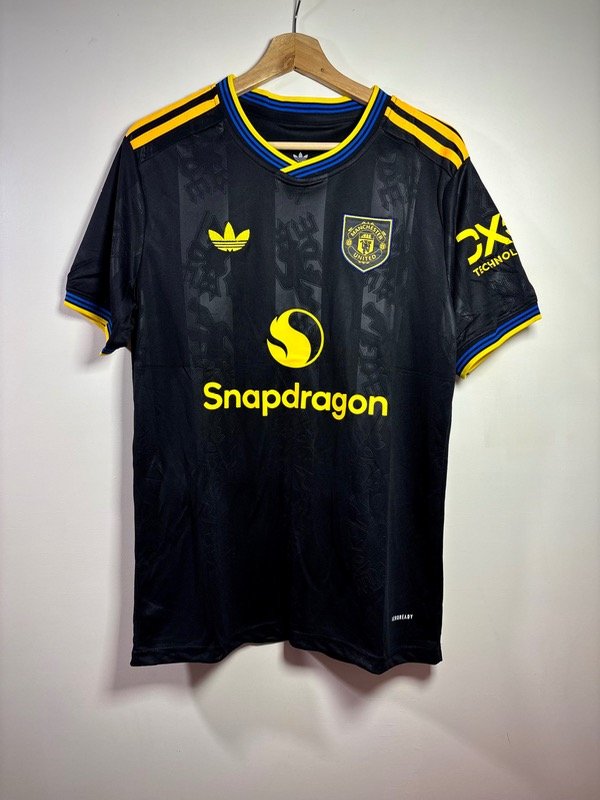 Producto - Manchester United 3ra Equipación Versión Hincha