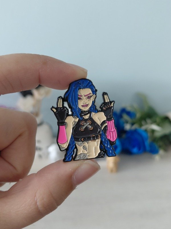 Producto - Pin metalizado - Jinx #0521
