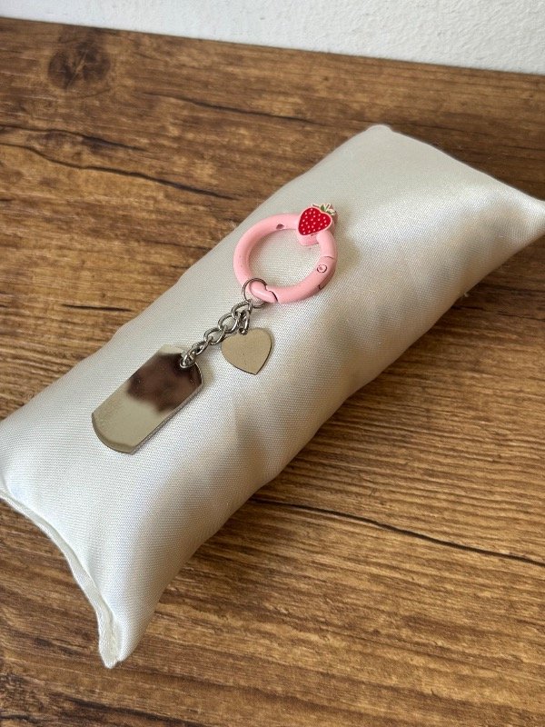 Producto - Llavero Kids Frutillita Rosa