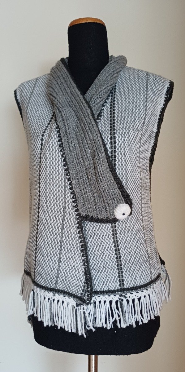 Producto - CHALECO CRUZADO SINTÉTICO