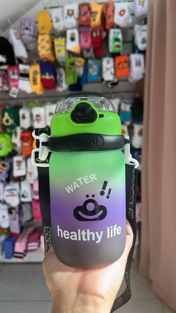 Producto - Termitos de 600ml incluyen sticker y correa