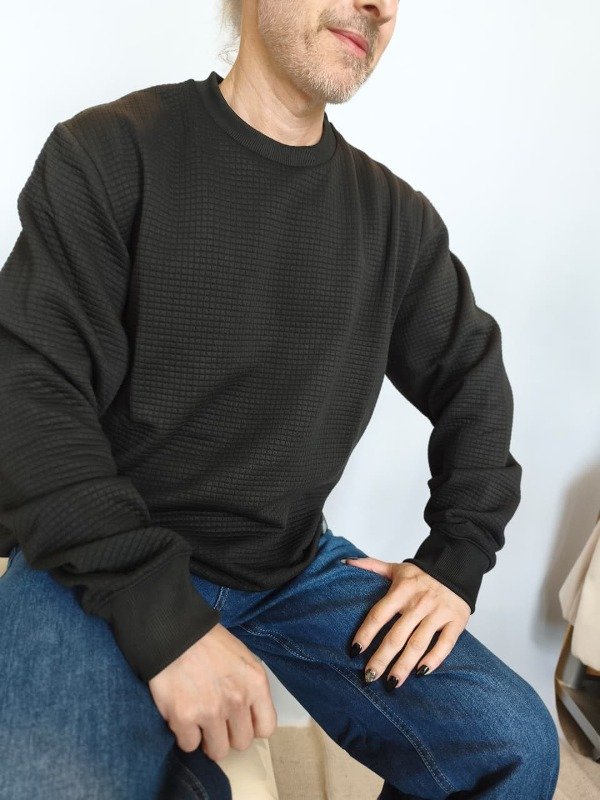 Producto - BUZO SQUARE REG SWEATSHIRT