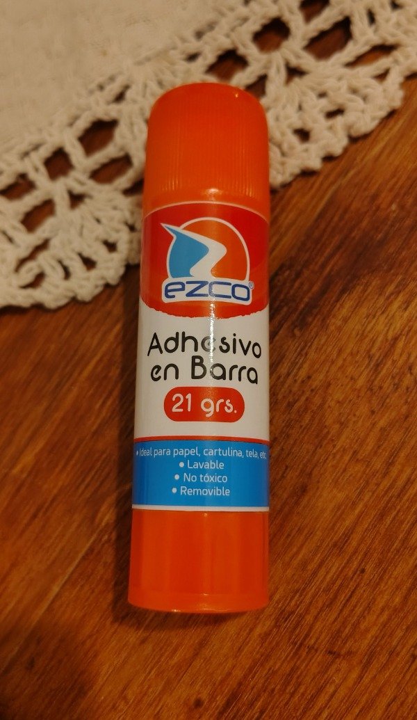Producto - Adhesivo en barra Ezco