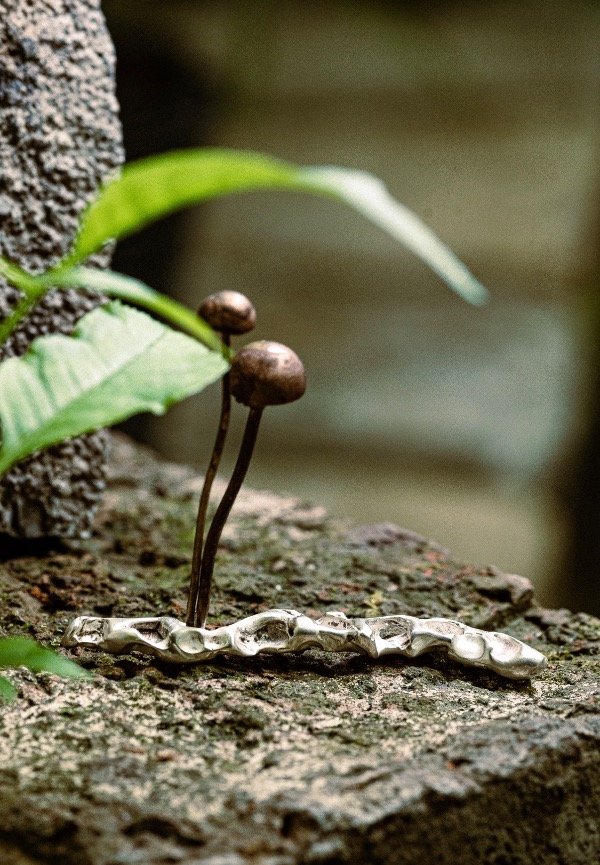 Producto - Hongos de bronce sobre base de plata 925